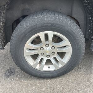 صورة 19 لـ 2019 Chevrolet TAHOE LT