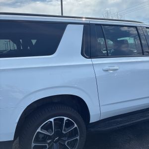 CHEVROLET SUBURBAN RST - 9