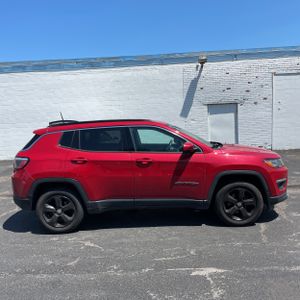 صورة 10 لـ 2018 JEEP COMPASS LATITUDE