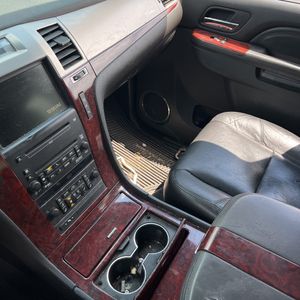 صورة مصغرة 49 لـ 2010 Cadillac ESCALADE LUXURY
