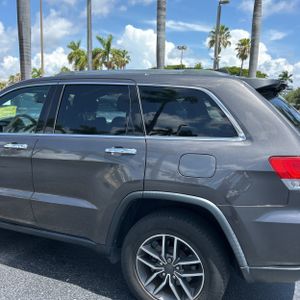 2019 JEEP GRAND CHEROKEE LIMITED — фото 6