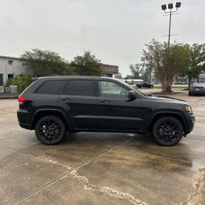 2019 JEEP GRAND CHEROKEE ALTITUDE — фото 10