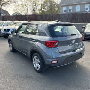 HYUNDAI VENUE SE - 5