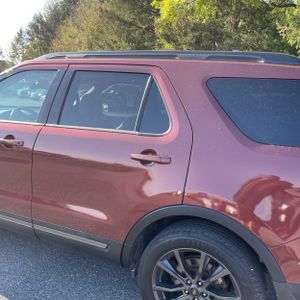 FORD EXPLORER XLT - 6