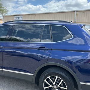 VOLKSWAGEN TIGUAN SE - 6