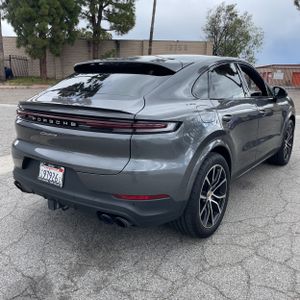 PORSCHE CAYENNE COUPE - 8