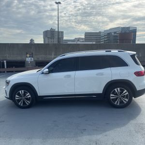 Mercedes-Benz GLB 250 4MATIC - 3