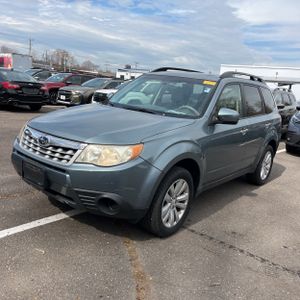 SUBARU FORESTER X PREMIUM - 1