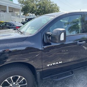 2024 Nissan TITAN SV — фото 2
