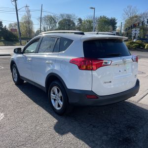 TOYOTA RAV4 - 5