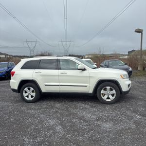 JEEP GRAND CHEROKEE LAREDO - 10