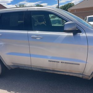 2017 JEEP GRAND CHEROKEE LAREDO 照片 9