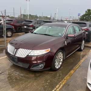 صورة 1 لـ 2010 Lincoln MKS BASE