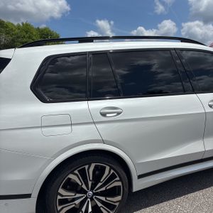 BMW X7 M60I - 9