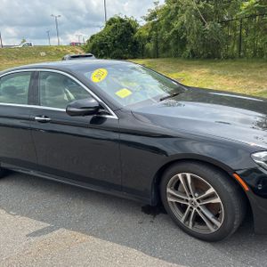 2021 Mercedes-BENZ E-CLASS 缩略图 13