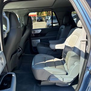 صورة 34 لـ 2020 Lincoln NAVIGATOR L RESERVE
