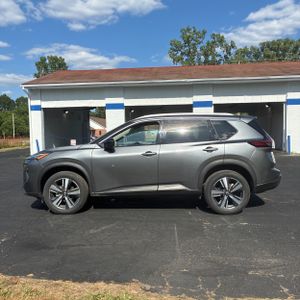 2026 Nissan ROGUE SL 照片 3
