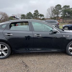 KIA OPTIMA S - 9