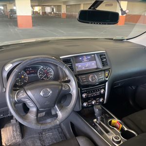 صورة مصغرة 36 لـ 2017 Nissan PATHFINDER SV