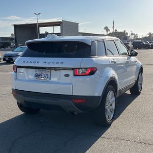 2018 LAND Rover RANGE ROVER EVOQUE SE — фото 8