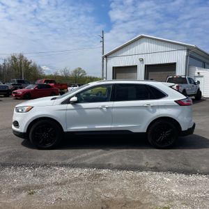FORD EDGE SEL - 3