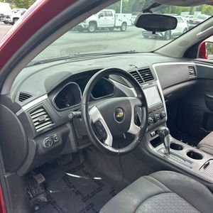 صورة 36 لـ 2012 Chevrolet TRAVERSE LT