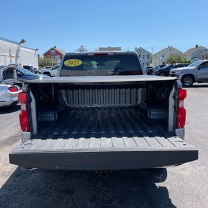 صورة مصغرة 42 لـ 2023 Chevrolet SILVERADO 1500 LT