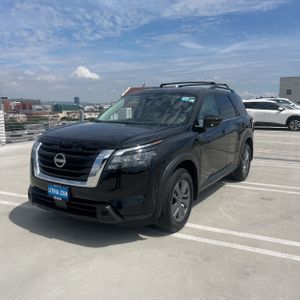 NISSAN PATHFINDER SV - 1