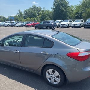 2016 KIA FORTE LX — фото 6