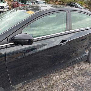 HYUNDAI SONATA GLS - 2