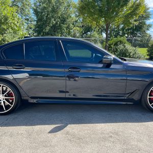 صورة 11 لـ 2023 BMW M550 I XDRIVE