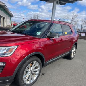 FORD EXPLORER XLT - 2