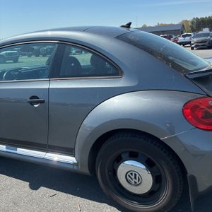 VOLKSWAGEN BEETLE 1.8T CLASSIC - 6