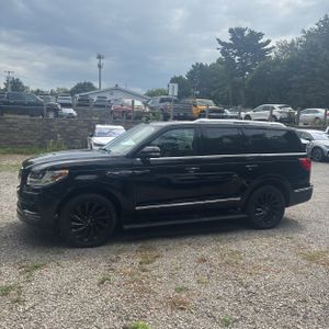 صورة 3 لـ 2021 Lincoln NAVIGATOR RESERVE