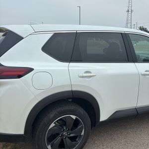 صورة 9 لـ 2025 Nissan ROGUE SV