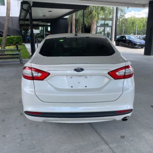 FORD FUSION SE - 6