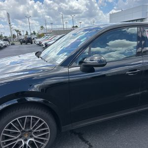 PORSCHE CAYENNE - 2