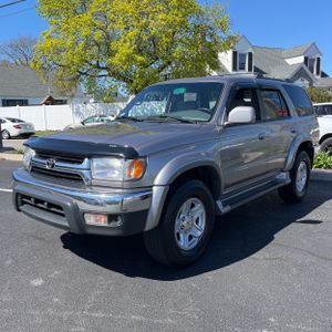 TOYOTA 4RUNNER - 1