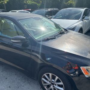 صورة 13 لـ 2011 Volkswagen JETTA SE