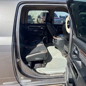 صورة 34 لـ 2019 RAM 3500 LARAMIE