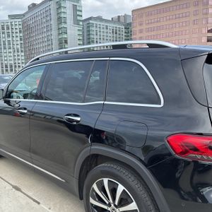 MERCEDES-BENZ GLB - 6