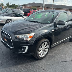 2015 Mitsubishi OUTLANDER SPORT SE — фото 2