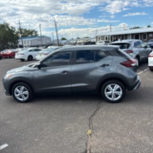 2022 Nissan KICKS S 照片 3
