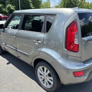 2012 KIA SOUL + photo 6