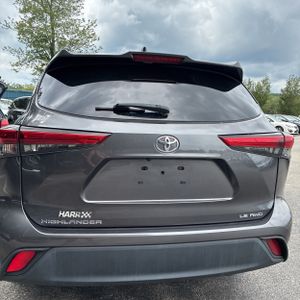 2022 Toyota HIGHLANDER LE — фото 7