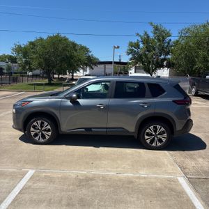 NISSAN ROGUE SV - 3