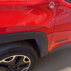 JEEP RENEGADE TRAILHAWK - 2