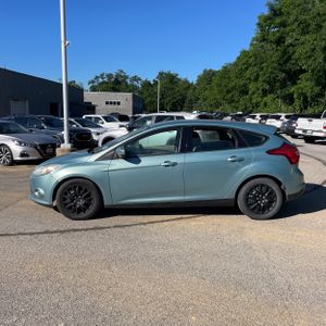 FORD FOCUS SE - 3