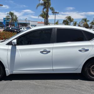 NISSAN SENTRA SV - 4