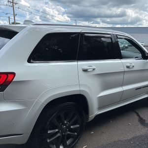 صورة 9 لـ 2018 JEEP GRAND CHEROKEE HIGH ALTITUDE